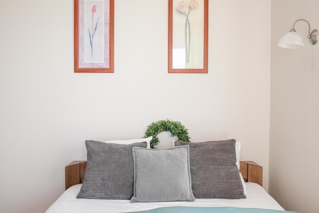 Lakeside Family Apartment Siófok Buitenkant foto